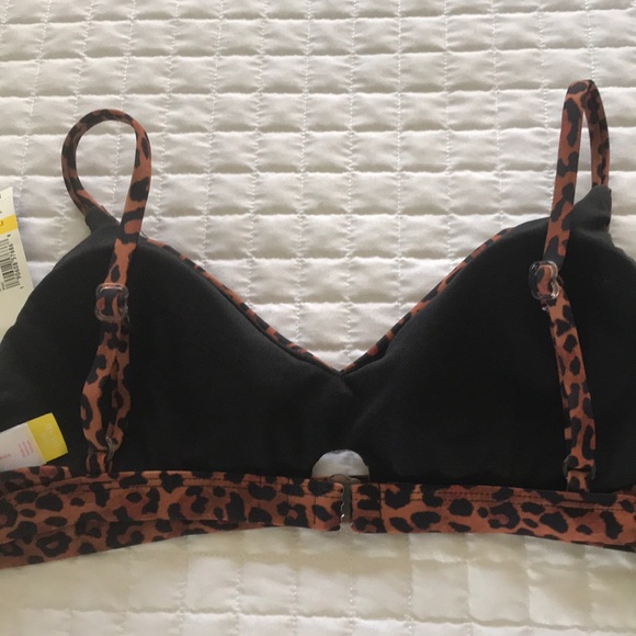 Cheetah bikini! - Picture 5 of 6